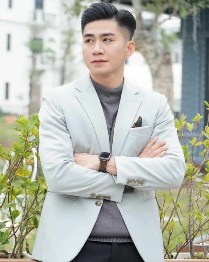 Giới thiệu CEO MẠNH ĐINH